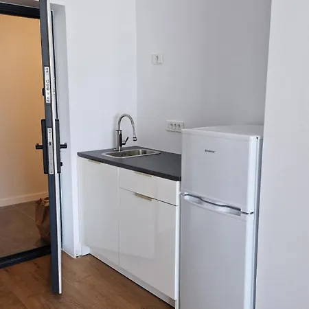 Glow Axxis Nova Apartman Mamaia