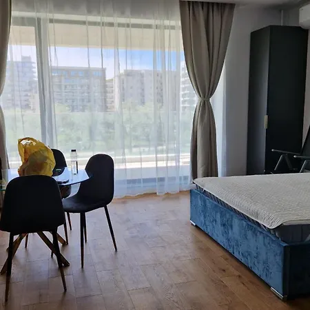 Glow Axxis Nova Apartman Mamaia